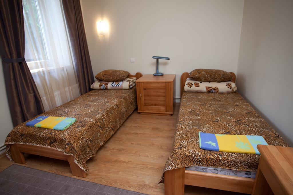 Sajutu Parka Hostelis Валмиера Экстерьер фото