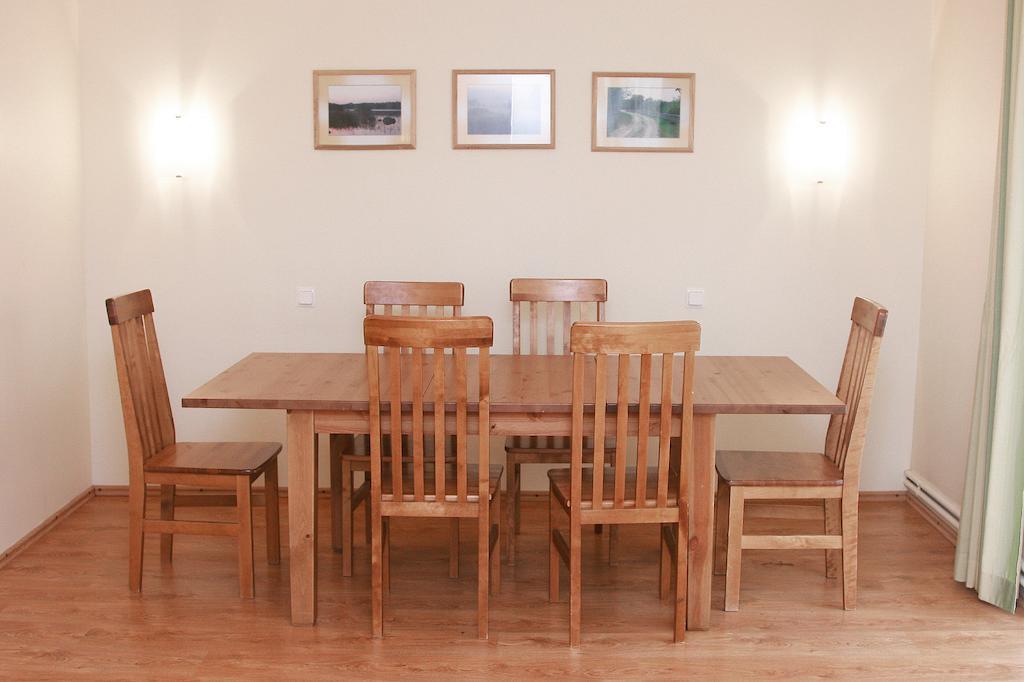 Sajutu Parka Hostelis Валмиера Экстерьер фото