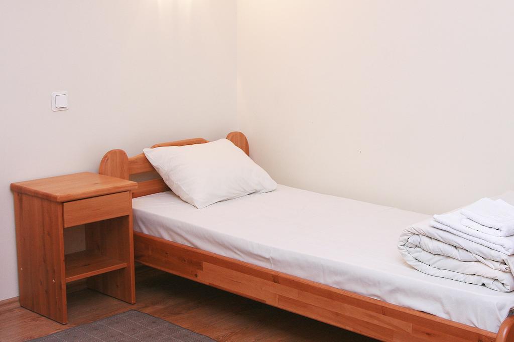 Sajutu Parka Hostelis Валмиера Номер фото