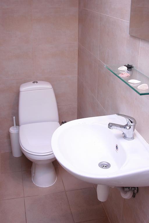 Sajutu Parka Hostelis Валмиера Экстерьер фото
